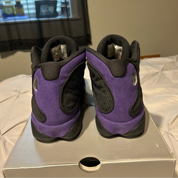 Size 9.5 - Jordan 13 Retro Court Purple - Picture 5 of 8